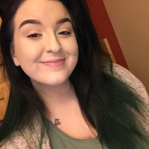 Meet your Posher, Kylee